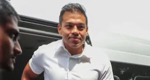 News Room : ජාවාරම්කරුවෙකු යෝෂිතගේ නම කියයි… යෝෂිතගෙන් දීර්ඝ ප්රශ්ණ කිරීමක්!