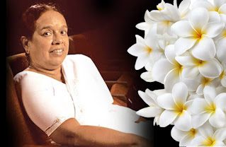 News Room : ප්රවීණ ගායන ශිල්පිනී නන්දා මාලනී දිවිගමනට සමුදෙයි Nanda Malini Passes Away