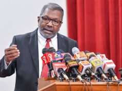 News Room : රටේ ජනතාව කබලෙන් ළිපට වැටිලා හූල්ලනවා…. ජනාධිපතිට පස්ස තියන්න අලුත් වාහන 1750ක් ඕනලු..! ~