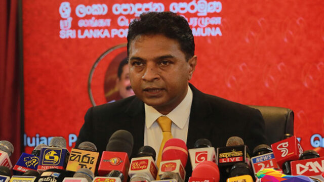 News-Room-රණවිරුවන්-හා-ඔවුන්ගේ-පවුල්වලට-යුතුකම්-ඉටුකරන්න.jpg