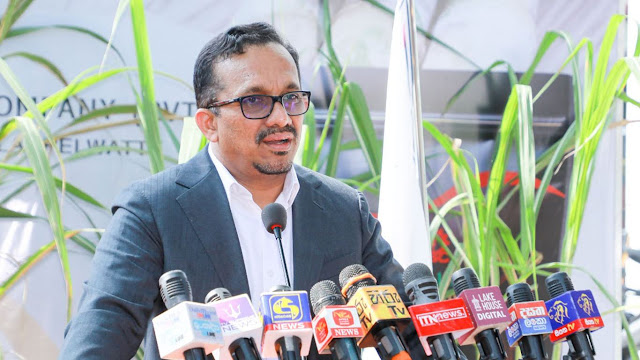 News-Room-පිට-රටින්-ලාබෙට-මැණික්-ගල්.jpg
