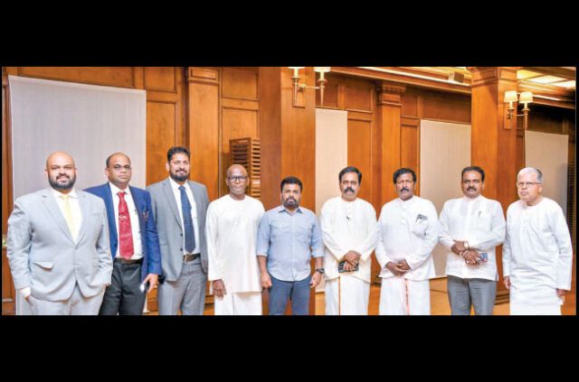 News Room : President meets ITAK Parliamentarians - DailyNews
