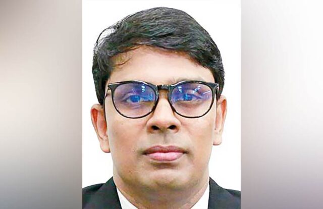 News Room : Speaker reminds MPs that no one is