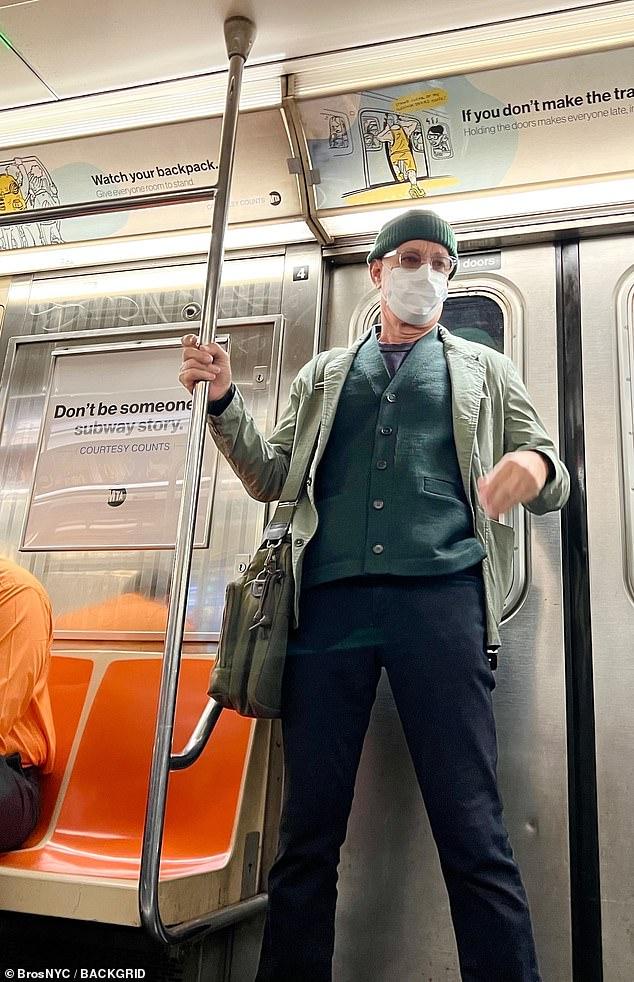 News Room : Hollywood star Tom Hanks goes incognito in