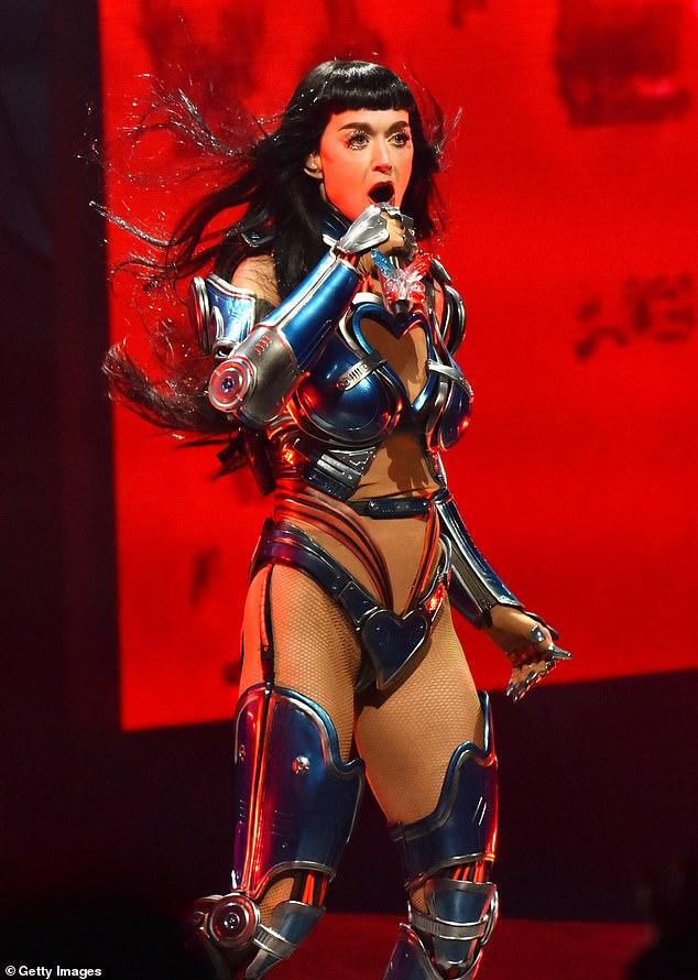 News Room : Katy Perry breaks her silence on romance