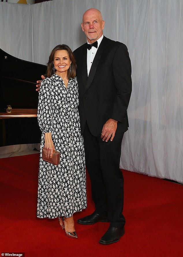 News Room : All cashed up! Lisa Wilkinson and Peter
