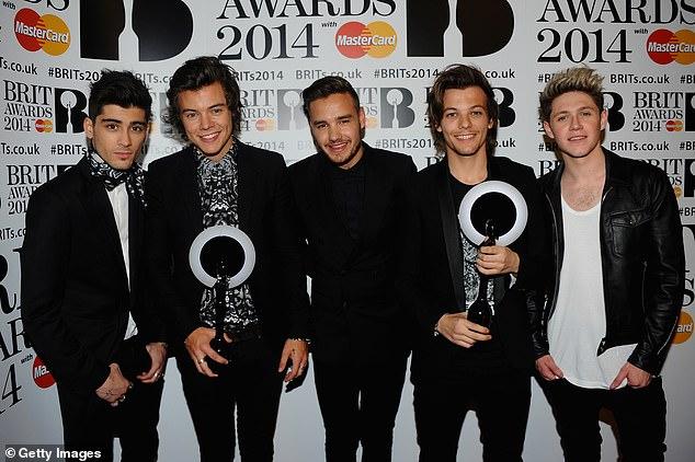 News Room : Zayn Malik 'rejoins One Direction 10 years