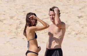 News Room : Kaia Gerber, 24, dons thong bikini for loved-up break with fellow nepo baby Lewis Pullman, 32