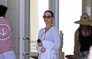 News Room : Katy Perry-Justin Trudeau pregnancy rumor is shut down by insiders… who then let slip on ‘euphoric honeymoon’ antics and say new couple are ‘not against’ trying!