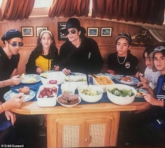 News Room : The family who say all FIVE of