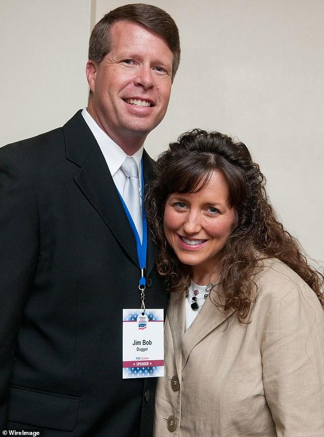 News Room : Joseph Duggar's father Jim Bob slams his