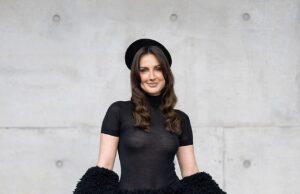 News Room : Race day glamour! Laura Dundovic turns heads in daring look as celebrities descend on Royal Randwick