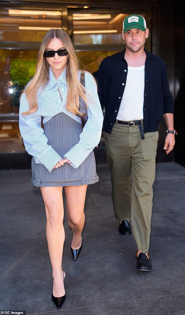 News Room : Sydney Sweeney's boyfriend Scooter Braun reacts to