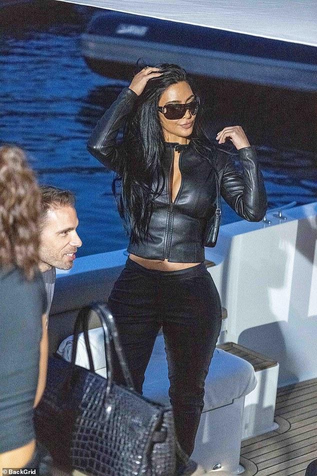 News Room : Kim Kardashian goes full WAG mode as