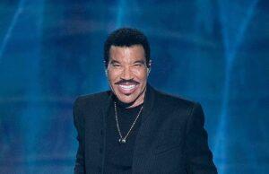News Room : Lionel Richie, 77, cuts concert short after falling ill on stage on first night of new tour