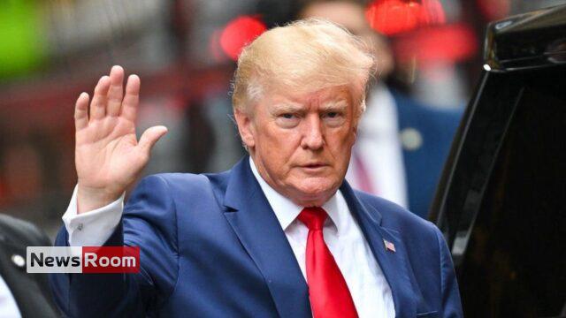 News Room : Donald Trump arrives in New York ahead