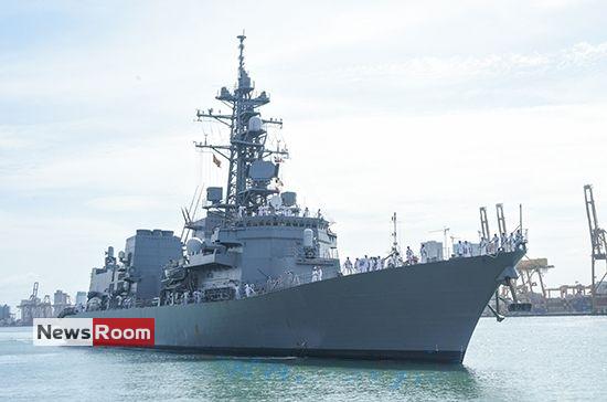 News Room : JMSDF ship SAMIDARE (DD-106) arrives at port