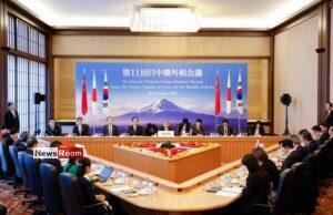News Room : Japan, S Korea, China meet to strengthen ties at ‘turning point in history’ – The Island