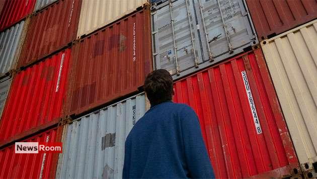 News Room : US adds dozens of Chinese entities to
