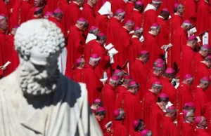 News Room : Voting for new Pope set to begin with cardinals entering secret conclave