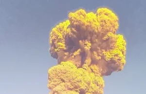 News Room : Indonesia issues highest alert as volcano erupts