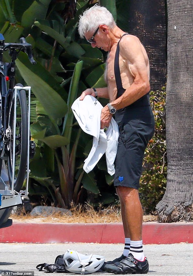 News Room : Harrison Ford, 83, shows off impressive physique