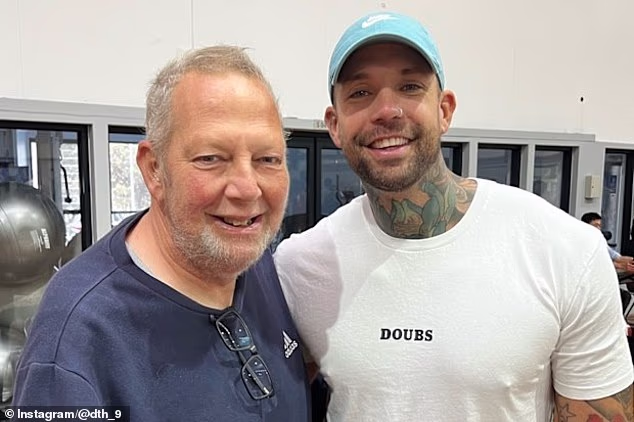 News Room : MAFS-turned-Netflix star Dave Hand becomes emotional in