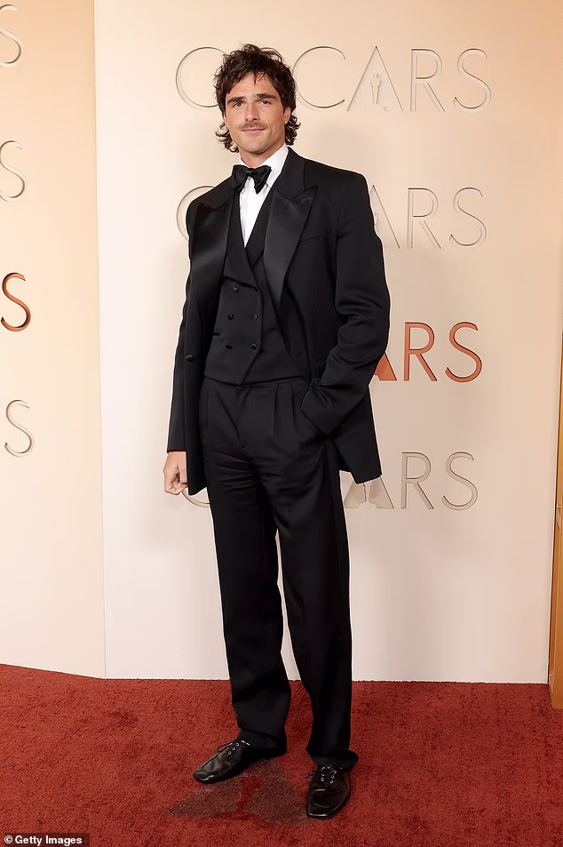 News Room : Why Jacob Elordi should not be the